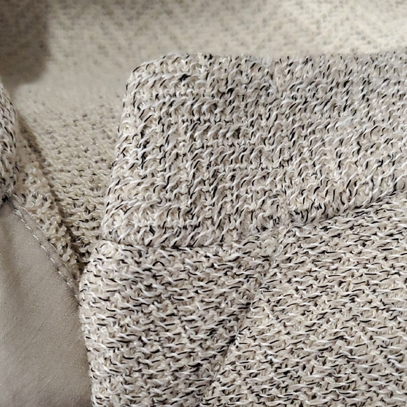St. John Beige Textured Jacket Sz 12 - Picture 16 of 17